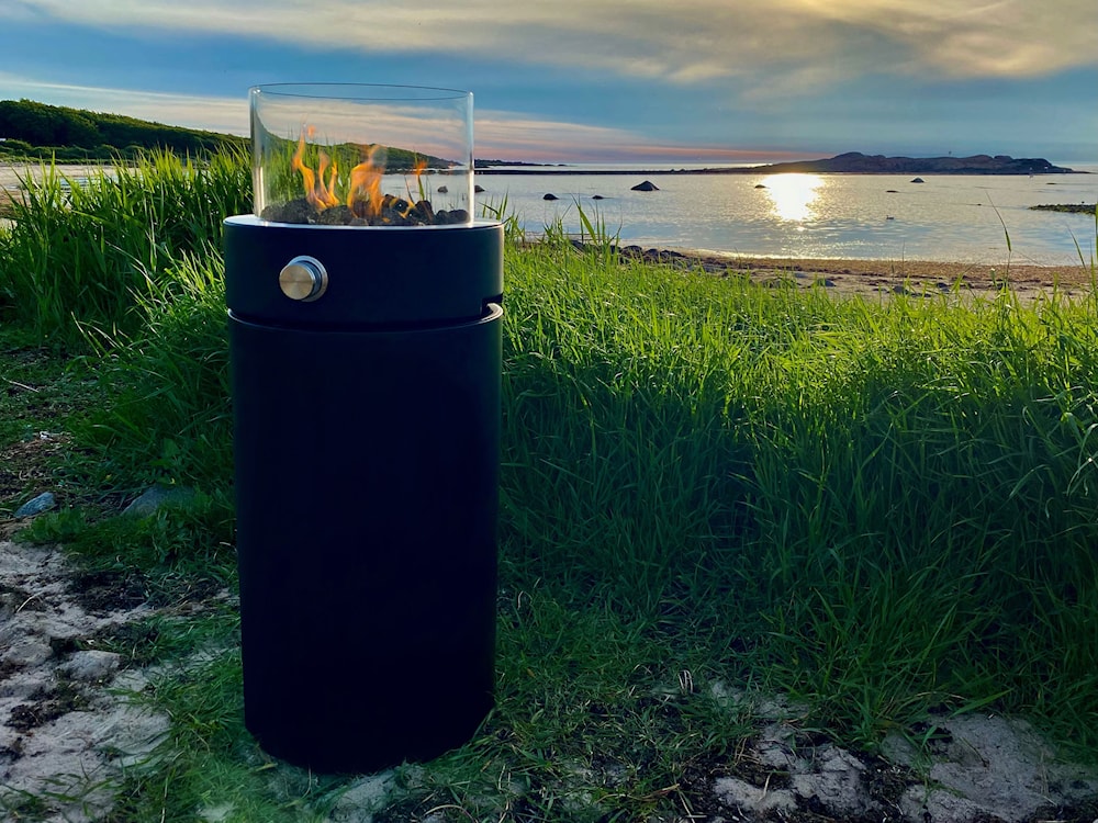 Tommre Eld  Svart Rund, Golv Utekaminer miljöbild